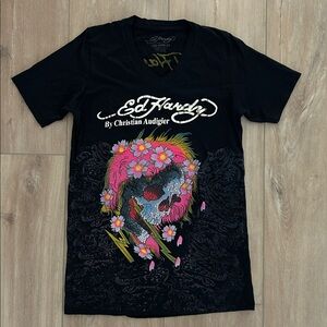 Like new - ED HARDY Studded Skull T-Shirt